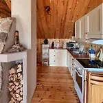Сasa de vacaciones 2 Bedroom Lovely In Lindesnes Lonestranda