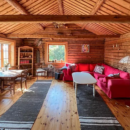 2 Bedroom Lovely In Lindesnes