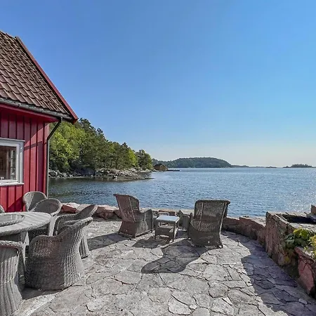 Awesome In Lindesnes With Wifi 度假居 Lonestranda
