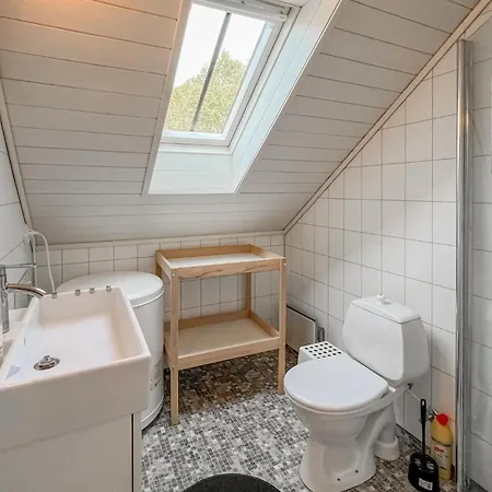 Awesome In Lindesnes With Wifi Holiday home Lonestranda