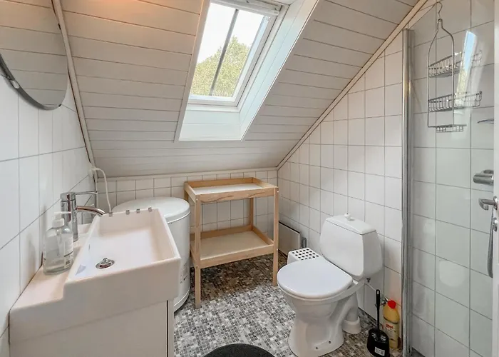 2 Bedroom Lovely In Lindesnes Vakantiehuis Lonestranda